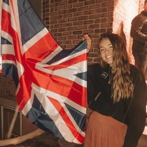 Meet your Posher, Olivia